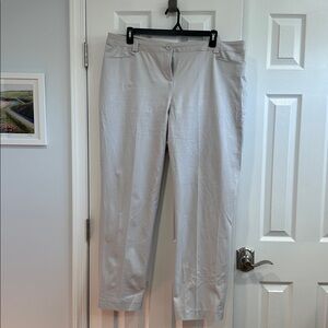 EUC Women’sLane Bryant Light Gray Chinos - Size 20